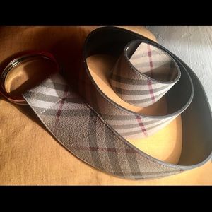 Burberry adjustable ring belt
